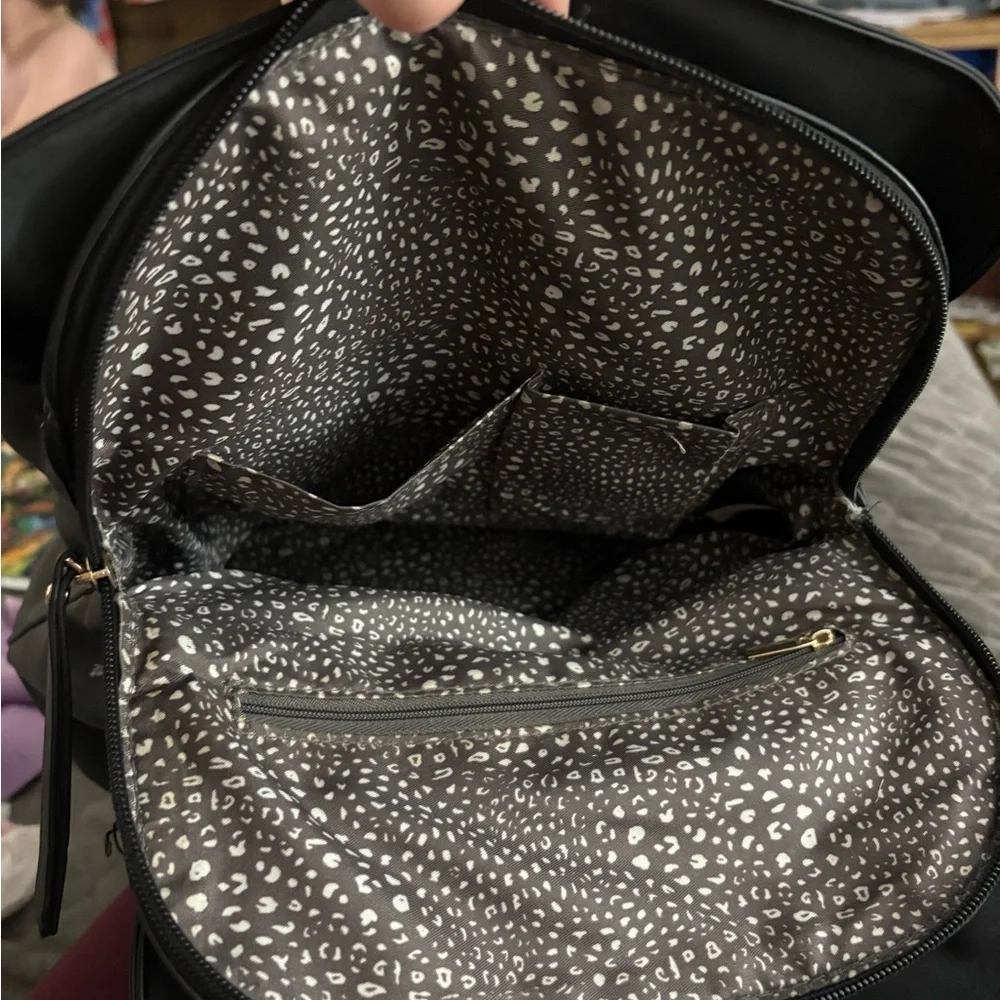 Chic Bikercore Matte Gray/Black Women's Backpack with Multi Pockets